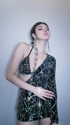 Kimshein Luxurious Crystal Diamond Dress Unique Sleeved Sexy Hollow Out Evening Dresses for Black Fashion Party and Chic