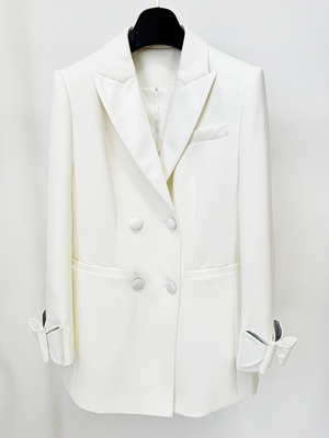 BA2338 Trending Product Classic and Fashionable Women's Sport Jacket in Standard Thickness for Active Lifestyle