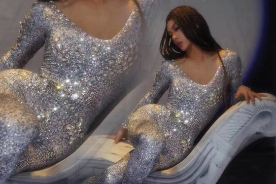 1 Piece Minimum Order V-Neck Collar AD1599 Luxurious Long Sleeve Beaded Crystal Evening Dress for Women