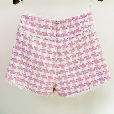 H3271 Classic Elegant Plaid Fabric Women's Woolen Shorts Made in Guangdong with Fast Sampling and Smart Tracking Support