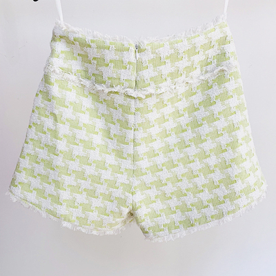 H3271 Classic Elegant Plaid Fabric Women's Woolen Shorts Made in Guangdong with Fast Sampling and Smart Tracking Support