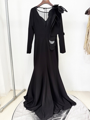 LS2661 Luxurious Floor-Length Dress with Floral Print Round Neckline Long Sleeves and Slim Fit Supports Intelligent Tracking