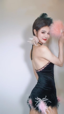 Kimshein AD2565 Black Velvet Backless Sexy Mini Dress Nightclub Luxurious Crystal Feather Dress for Women's Party Evening