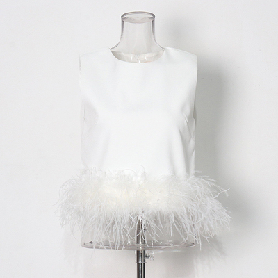 Guangdong Manufactured Fashionable Women's Sleeveless Top with V-Neck and No Back Design in Polyester/Cotton Material