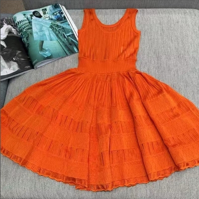 Summer Knit Mini Dress Natural Waistline Elegant Casual Luxury Fashion Needle Inspection Process Tight Short Skirt