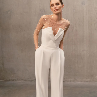 Summer 2021 Women's Sexy Deep V-Neck Two-Piece Jumpsuit Pearl Tight Bodysuit with Regular Sleeves and None Craft Design