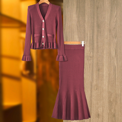Button Decoration Women's Knit Suit Made in Guangdong KD2319 Elegant Two-Piece Set for Your Requirements