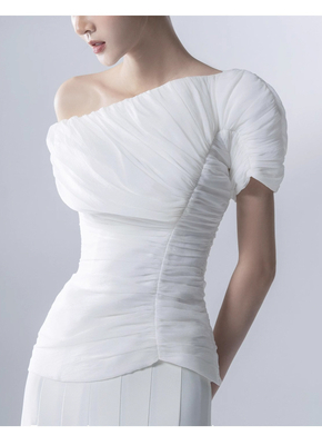 Kimshein SS2317 2024 -Manufactured Elegant Women's Bandage Dress with Feather Detail and Belted Waist