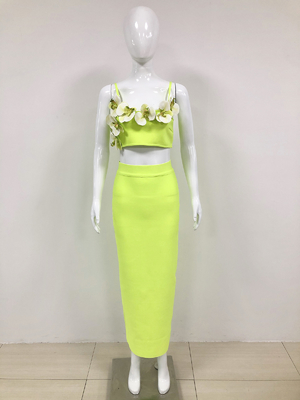 Upgrade Your Summer Wardrobe with SS2350 Bandage Two-Piece Set Sleeveless Top and 3D Floral Skirt in Vibrant Colors