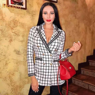 Full Sleeve White H3266 Luxurious Grid Office Long Jacket Suit Coat for Women in the Corporate Environment