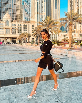 SS2228 Summer Fashion Pearl Tight Dress for Women One Set and Elegant Club Attire in Polyester-Cotton Blend Fabric