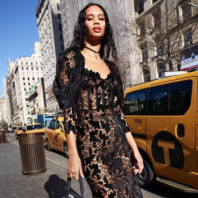Elegant and Sexy Black Lace Fabric Long Sleeve Formal Wedding Evening Party Dress for Women at Nightclub