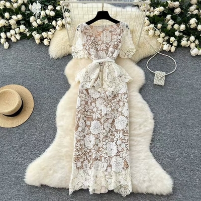 Sophisticated and Customizable Luxurious Women's Summer V-Neck Bodycon Lace Hollow Out White Mixi Dress with Waist Belt