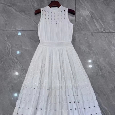 100 Women's White Sleeveless Maxi Dress for Summer Beach Elegant Knitwear Solid Color Dress