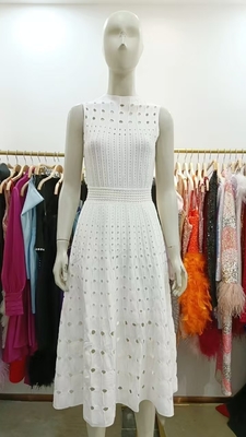 100 Women's White Sleeveless Maxi Dress for Summer Beach Elegant Knitwear Solid Color Dress