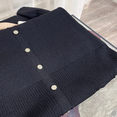 KD2220 Black Knit Dress Elegant and Versatile Knitwear for Sophisticated Women in Hot Weather