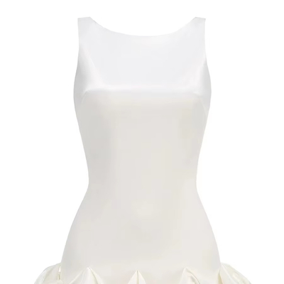 SB3252 Classic White Mini Dress Elegant and Sexy Backless Design for Women's Birthday Celebration 220g Fabric Weight