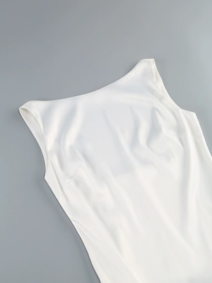 SB3252 Classic White Mini Dress Elegant and Sexy Backless Design for Women's Birthday Celebration 220g Fabric Weight