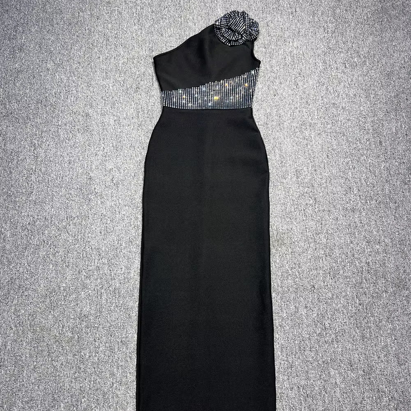 The Perfect Party Dress for Women Embrace Your Inner Fashionista and Stand Out in a Crowd Natural Waistline Made