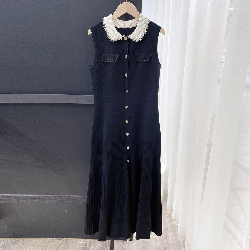 KD2220 Black Knit Dress Elegant and Versatile Knitwear for Sophisticated Women in Hot Weather