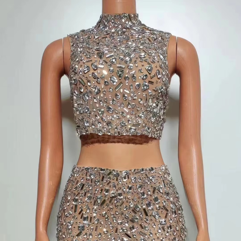 Kimshein AD2030 Handmade Pearl-Decorated Crystal Two-Piece Set Sleeveless and Backless Perfect for Glamorous Parties
